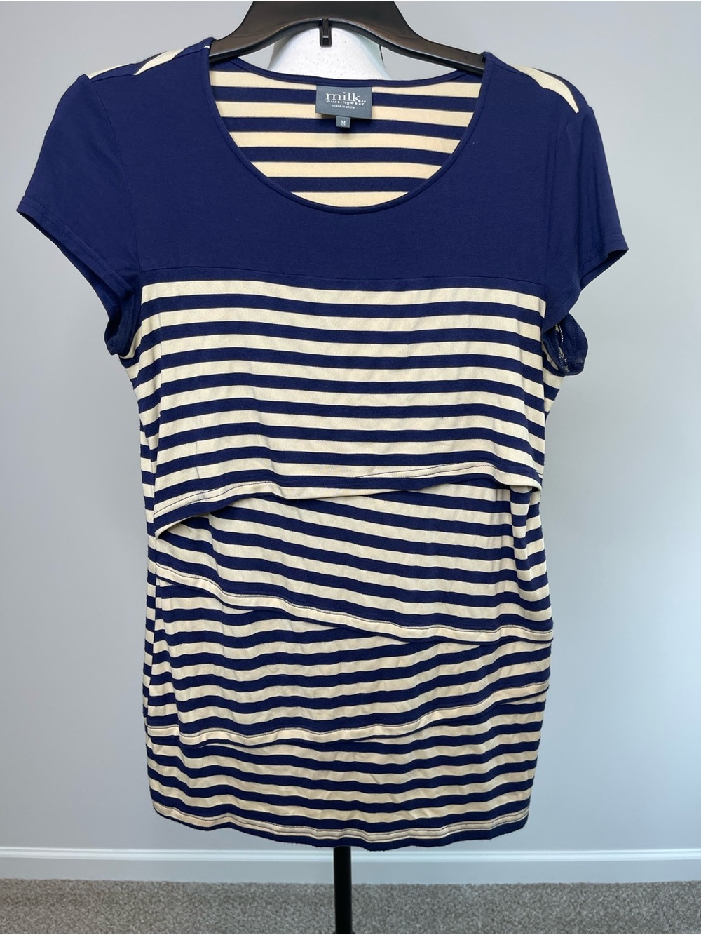 Milk nursingwear top size m baby new mom nurse stripes casual motherhood infant